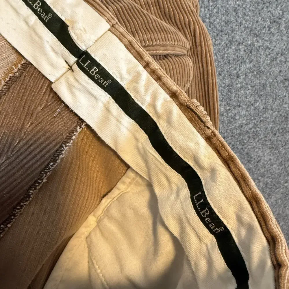 L.L Bean Pants Mens 37x30 Tan Corduroy‎ Chinos Pleated Straight Leg Relaxed Vtg